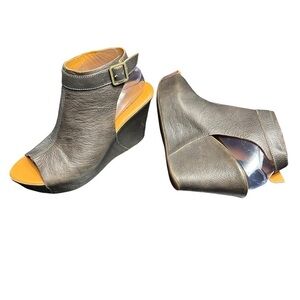 Kork-Ease Berit Brown Leather Platform Wedge Peep-toe Sandals Size 9M